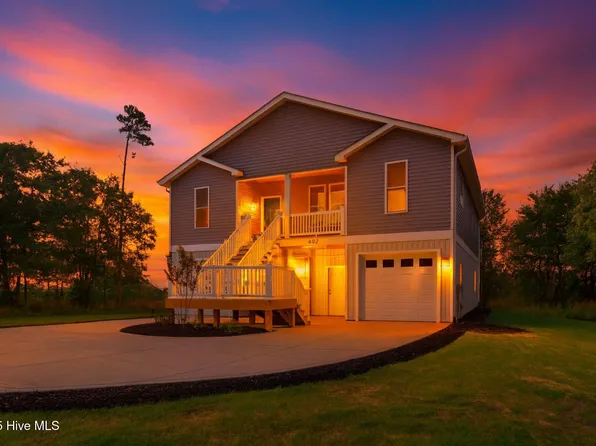 402 Harrison Court, Sneads Ferry, NC 28460