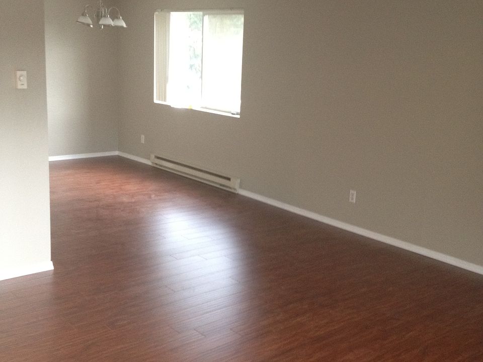 2nd image of 14503 NE 7th Pl APT 4