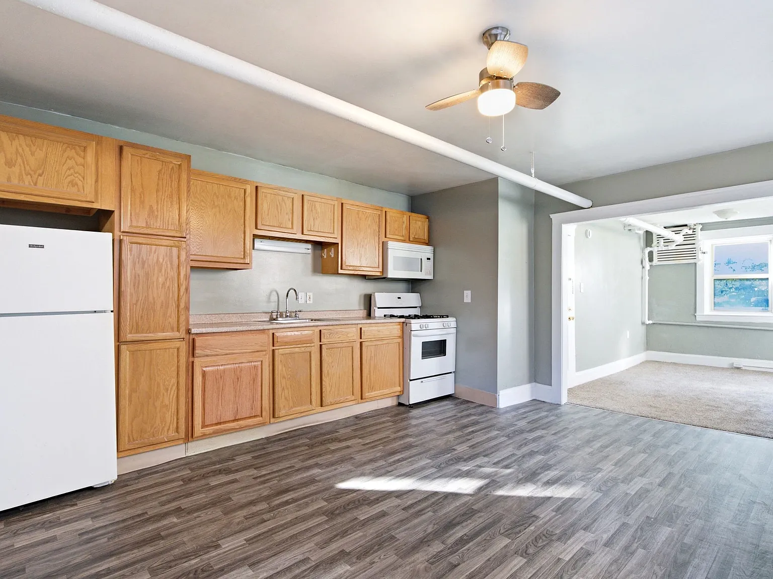 1 bed, 659 sqft, $1,000 — Photo 4