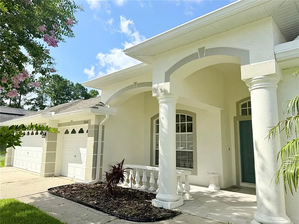 4 bed, 3.0 bath, 2547 sqft, $3,800 — Photo 3