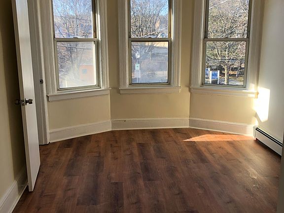 4th image of 400 Bradford St Floor 2