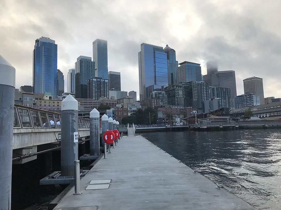 Pier 62 Floating Dock