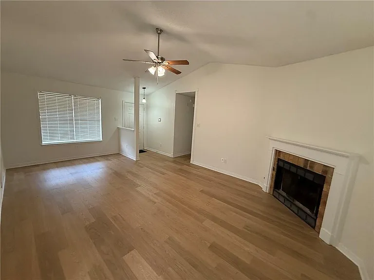 791 Copperfield Dr E — Photo 3
