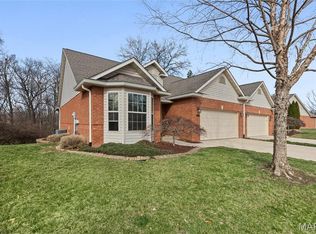 1953 Hawksbill Dr, Belleville, IL 62223
