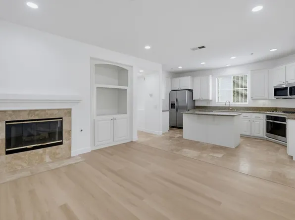 13330 Via Bellarado Unit 3, San Diego, CA 92129