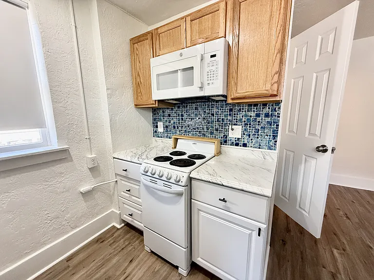 2535 Adams Ave #4 — Photo 16