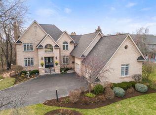 4N446 Mountain Ash Dr, Wayne, IL 60184