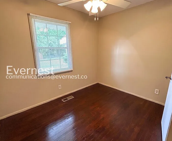 1242 Addison Ave — Photo 13
