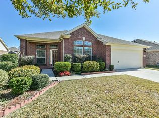 813 Dawn Ridge Way, Seabrook, TX 77586