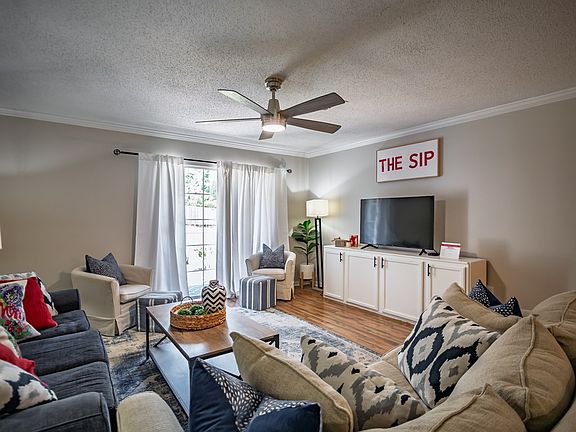 3rd image of 7 Private Road 3057 APT 5