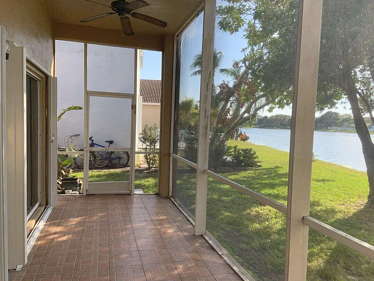 856 Stanton Dr — Photo 22