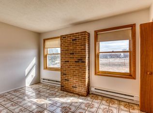 301 Dinkle Rd, Edgewood, NM 87015