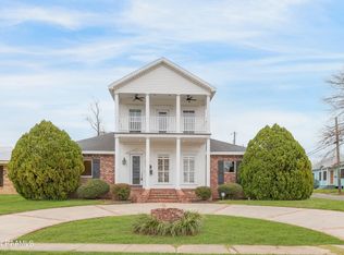300 Front St, New Iberia, LA 70563