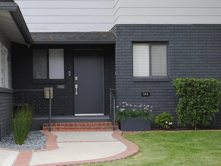 360 Grace Dr — Photo 6