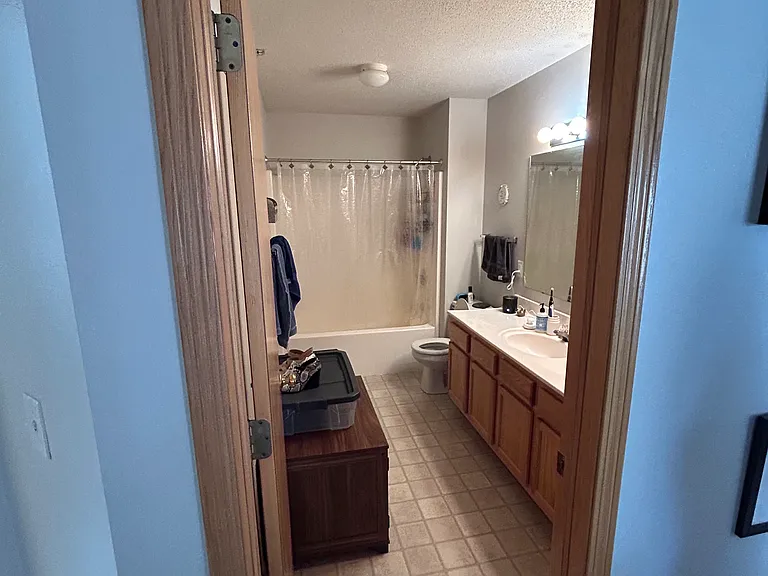 560 Kansas Ave #7 — Photo 8