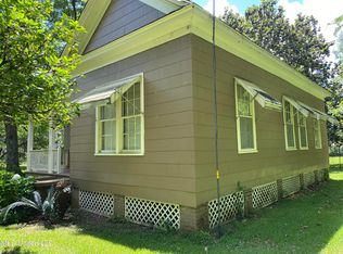 107 Smith St, Carriere, MS 39426