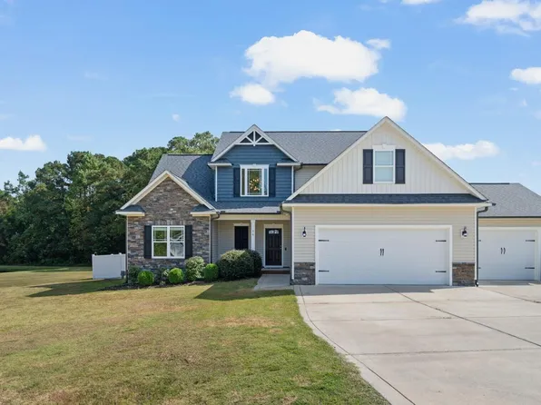36 Shady Oaks Dr, Benson, NC 27504