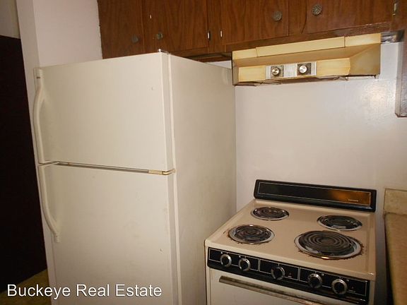 5th image of 130 W Maynard Ave APT 3G