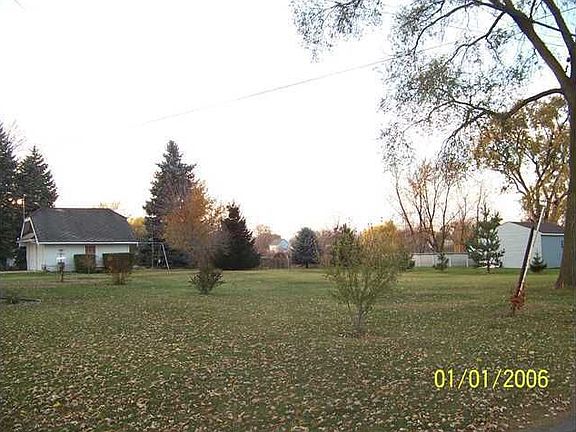 3rd image of 1560 Blandin Ave