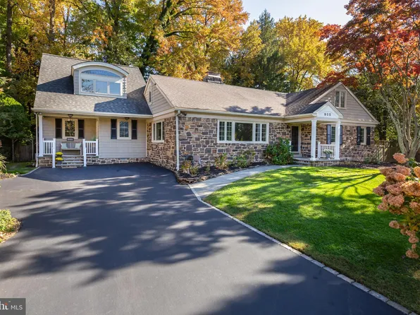 905 Coopertown Rd, Bryn Mawr, PA 19010