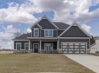669 Tiger Dr, Opelika, AL 36804