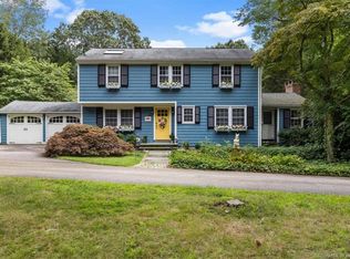 229 Mile Creek Rd, Old Lyme, CT 06371