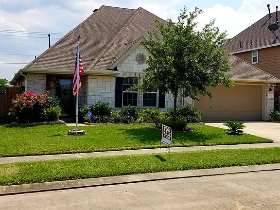 3rd image of 203 Midtown Park Dr