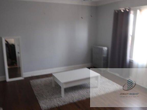 3rd image of 3224 N Linder Ave #1