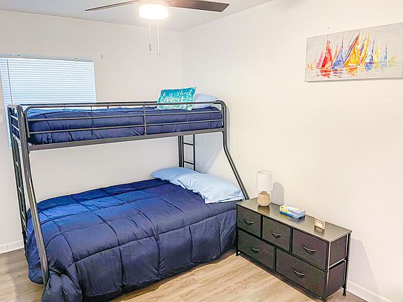 3rd image of 14681 Sunset St APT B