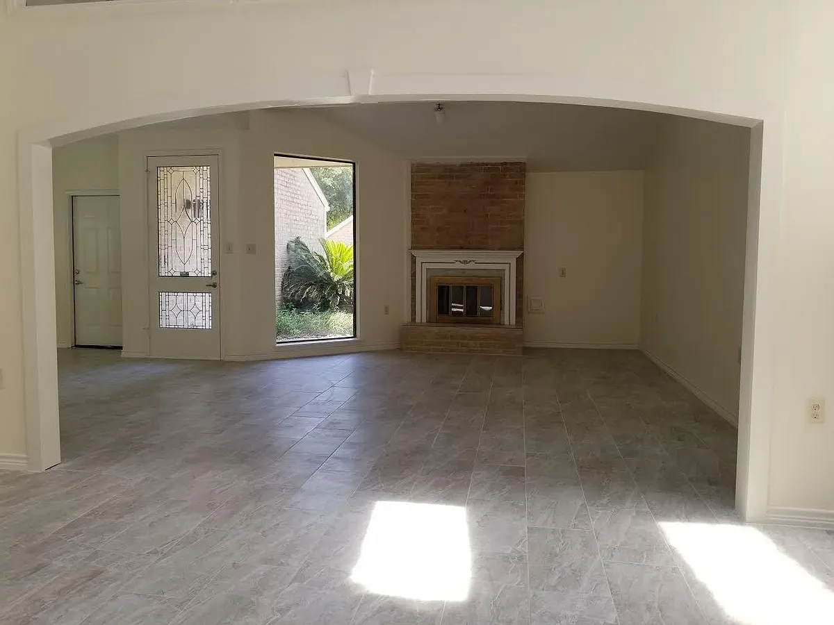 Building Photo - 12139 Gladewick Dr