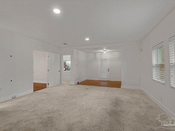 5th image of 1300 E Fisher St