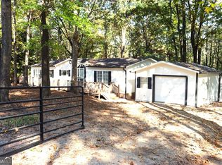 576 Nichols Rd, Pendergrass, GA 30567