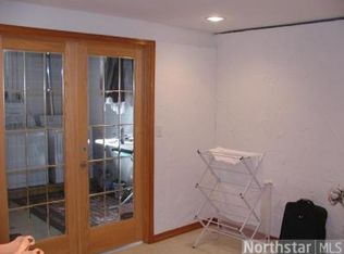 408 Eldridge Ave E, Maplewood, MN 55117