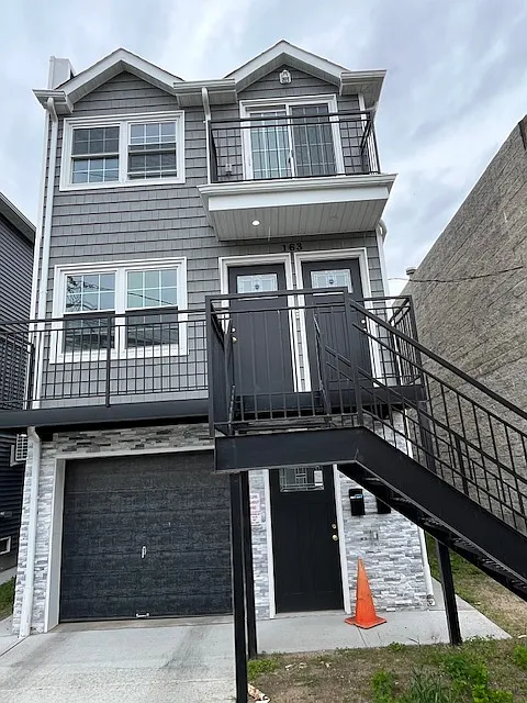 161 Beach 25th St #2