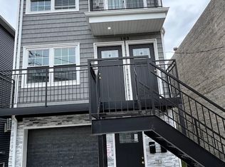 161 Beach 25th St #2, Far Rockaway, NY 11691