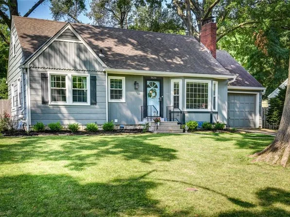 5620 Roeland Dr, Roeland Park, KS 66205