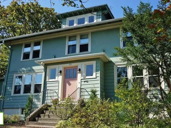 104 Ithaca Rd, Ithaca, NY 14850