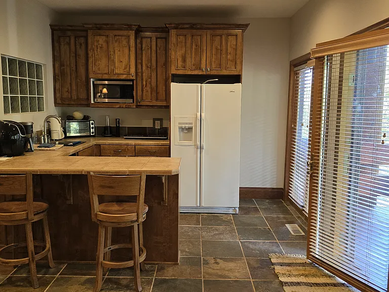 7143 Hitching Post Dr — Photo 2