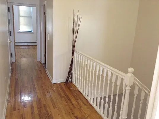 Rented by Premier Metro Realty Corp | media 10