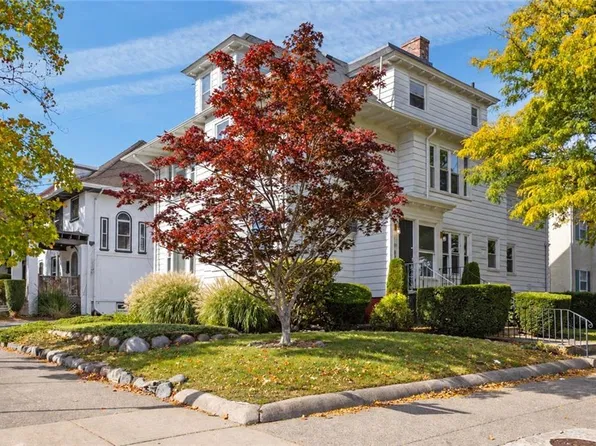130 Elmgrove Ave, Providence, RI 02906