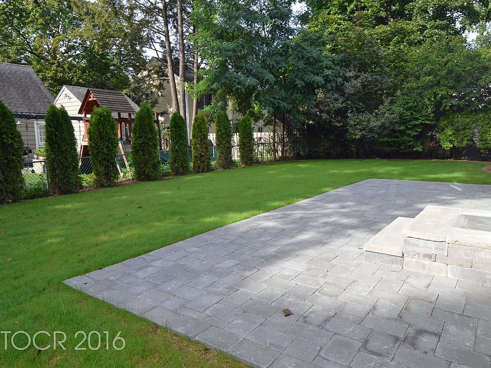 2nd image of 620 Albert Pl