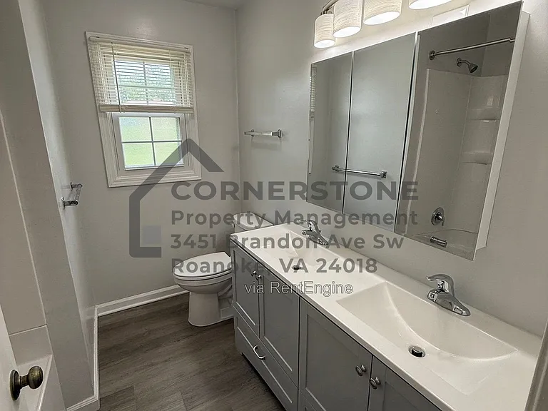 1103 Lakeview Pl — Photo 11