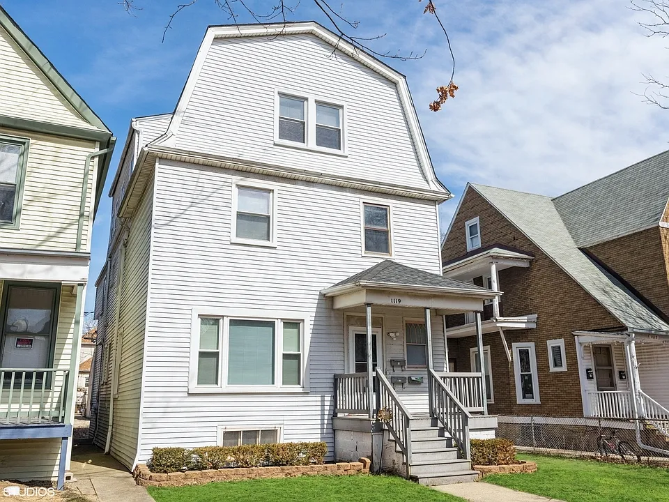 1119 Garnett Pl #3