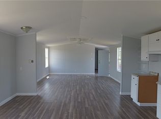732D Rogers St, Normangee, TX 77871