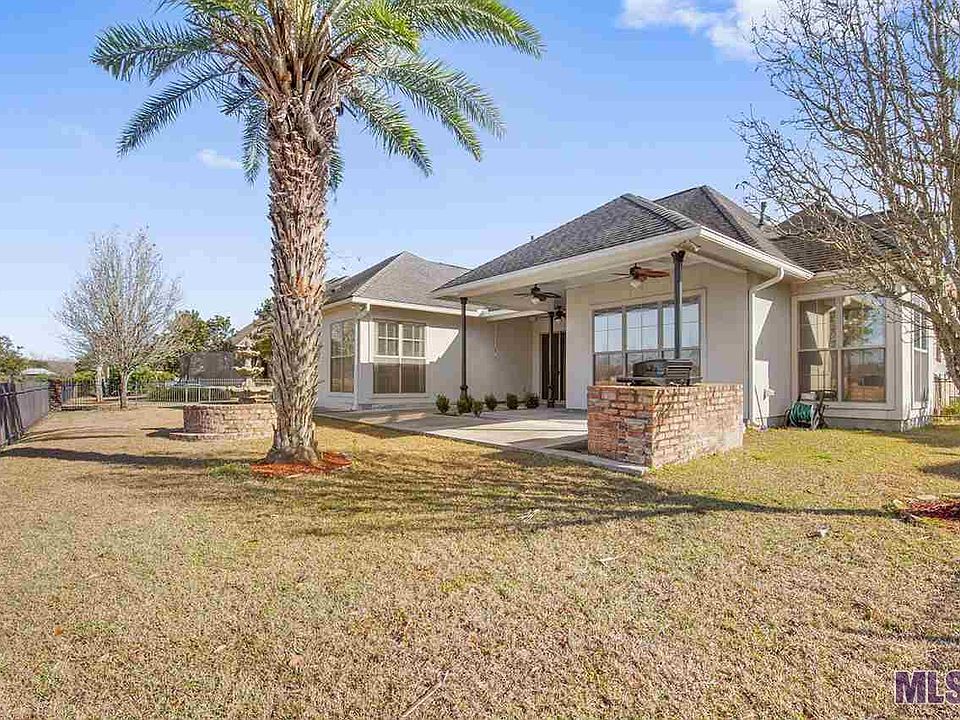 1st image of 40421 Pelican Point Pkwy