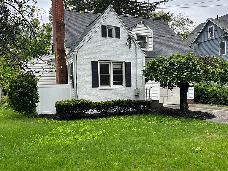 159 Bliss Rd — Photo 1