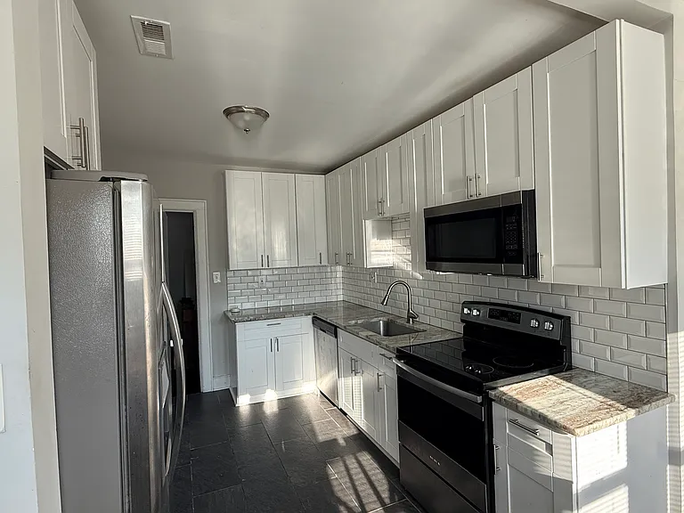 2539 1/2 N 4th St — Photo 10