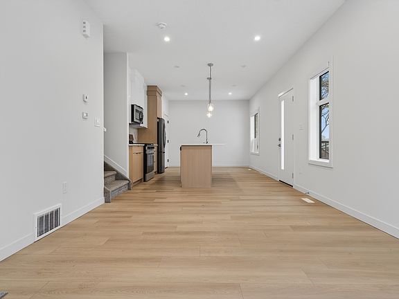 4th image of 12847 103rd St NW