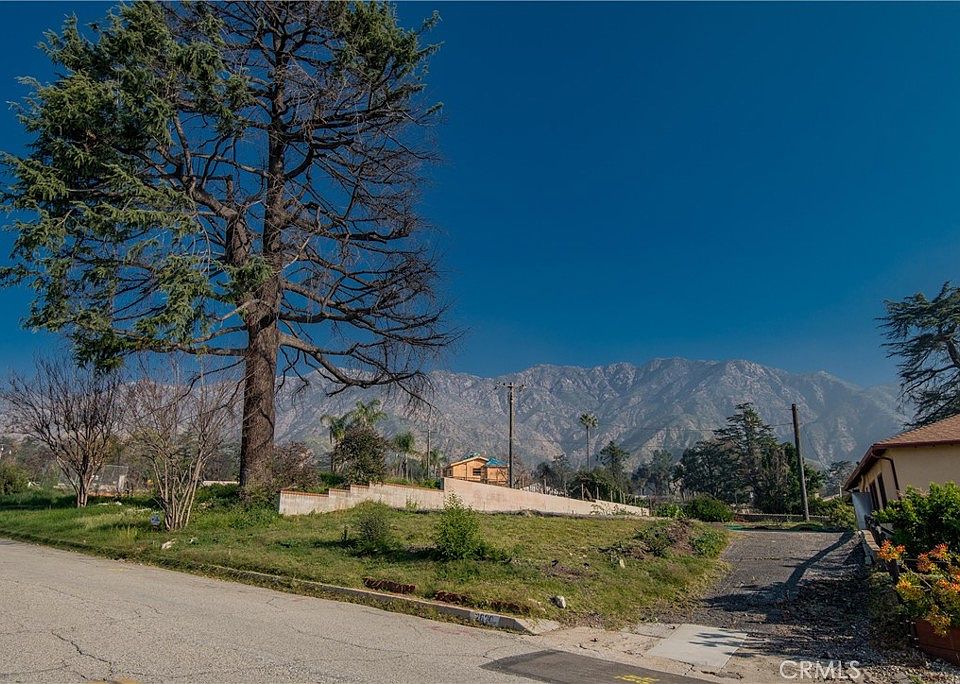 1st image of 2820 N Mount Curve Ave Lot 2