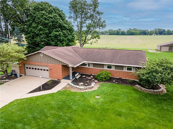 3rd image of 6065 Country Estates Dr